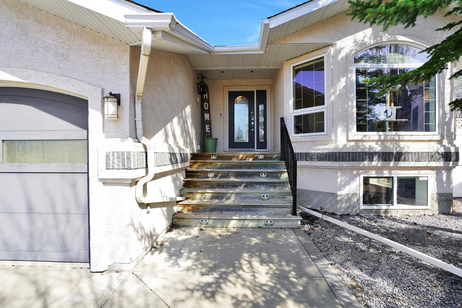 Sylvan Lake, AB T4S 1Y4,29 Fern CRES