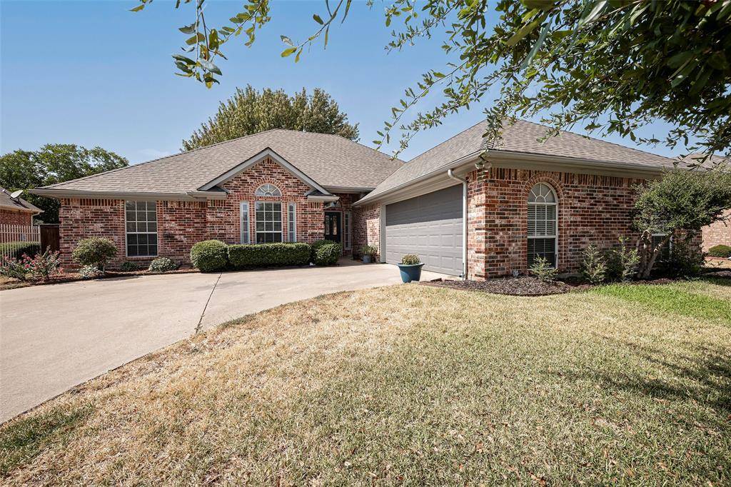 North Richland Hills, TX 76182,8213 Pecan Ridge Drive