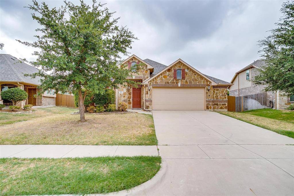 Burleson, TX 76028,913 Misty Oak Trail