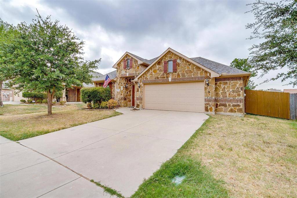 Burleson, TX 76028,913 Misty Oak Trail