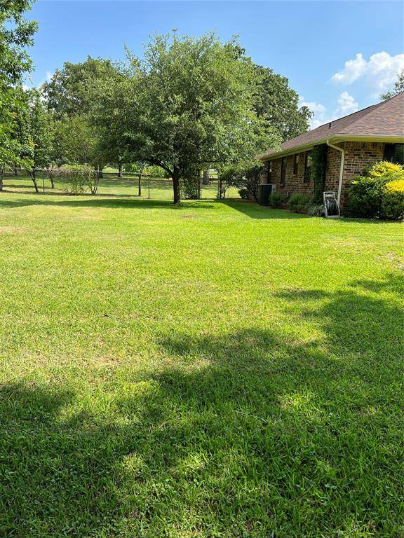 Burleson, TX 76028,209 Cedar Lane