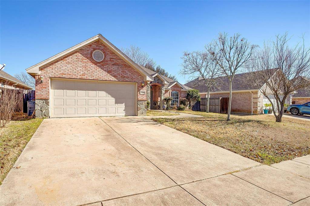 Burleson, TX 76028,928 Rolling Meadows Drive