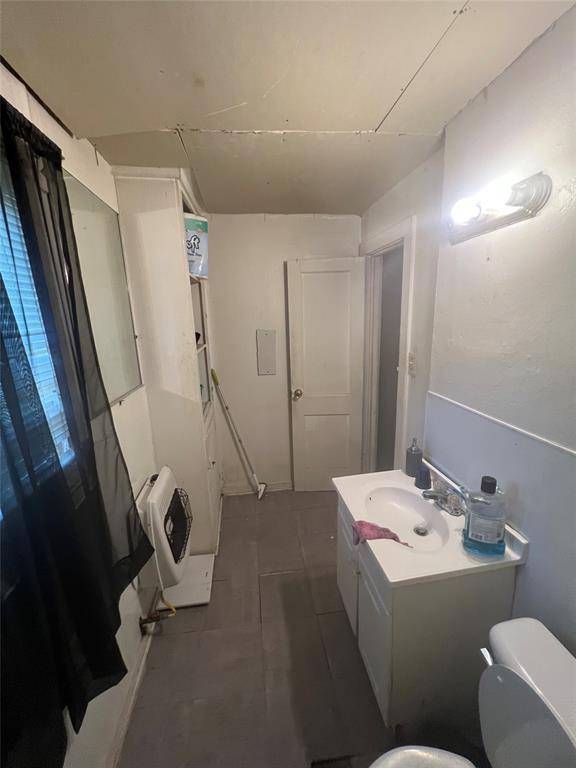 Dallas, TX 75215,2919 Pine Street