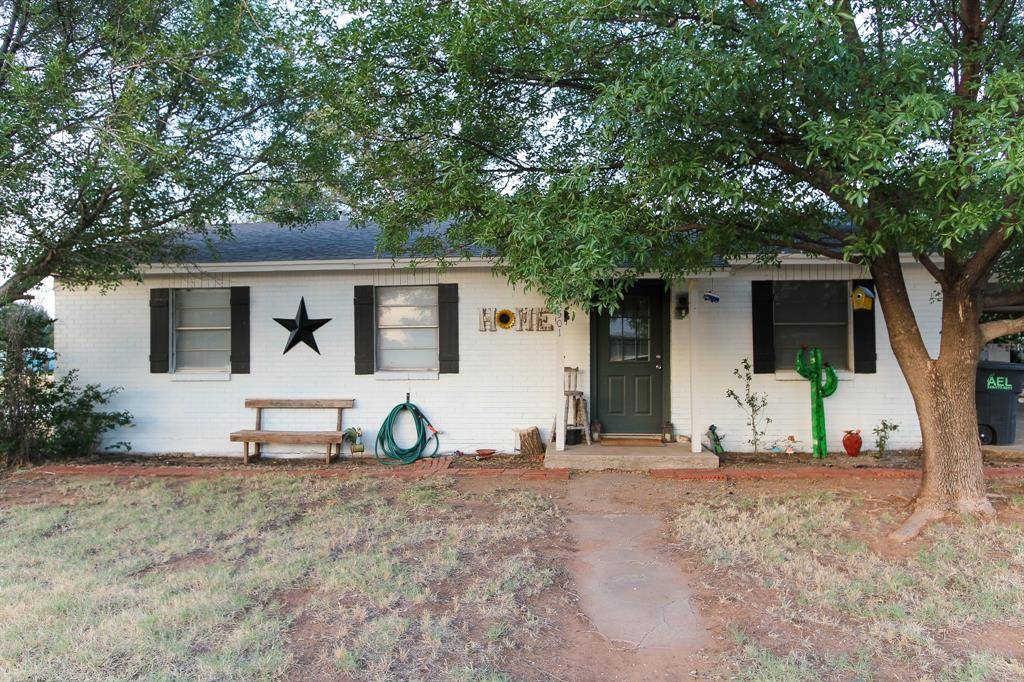 Loraine, TX 79532,501 S Lightfoot Street