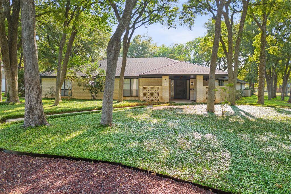 Fort Worth, TX 76112,700 Havenwood Lane S