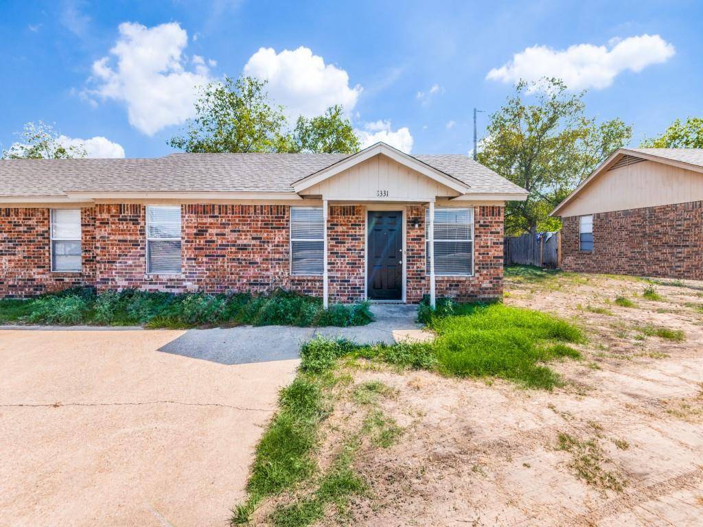 White Settlement, TX 76108,8329 Clifford Street