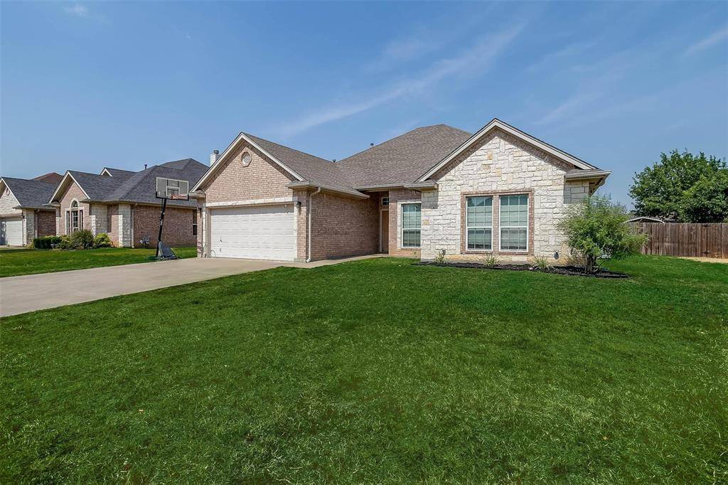 Cleburne, TX 76033,811 Meadow View Drive