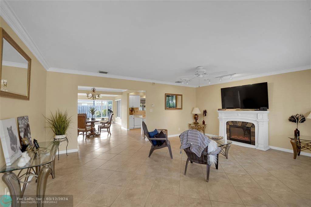 Pompano Beach, FL 33062,2500 SE 2nd Ct