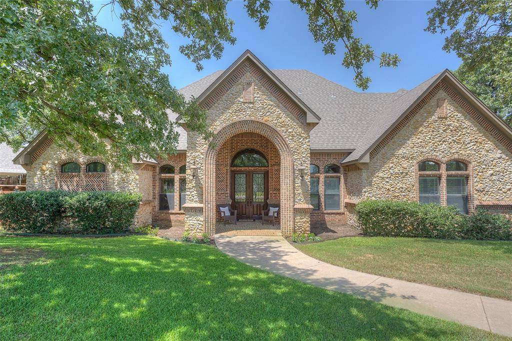 Burleson, TX 76028,120 Winding Oak Lane N