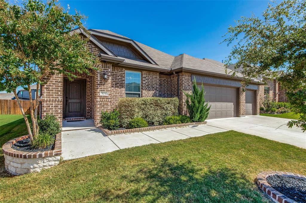 Van Alstyne, TX 75495,504 Mccoy Drive