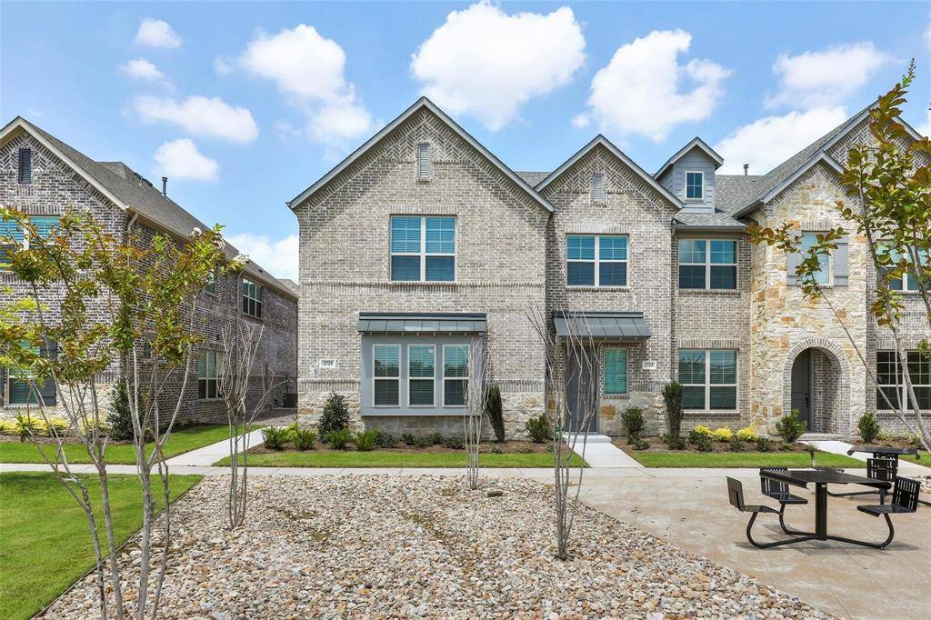 Lewisville, TX 75067,2725 Vista Park Lane