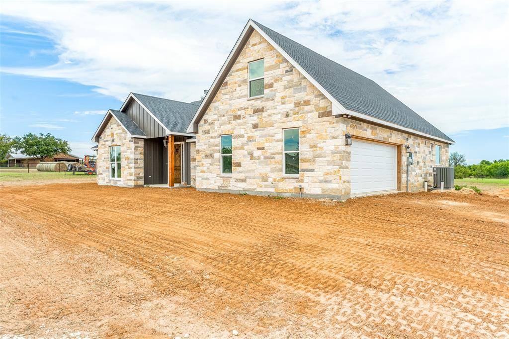 Stephenville, TX 76401,1145 County Road 437