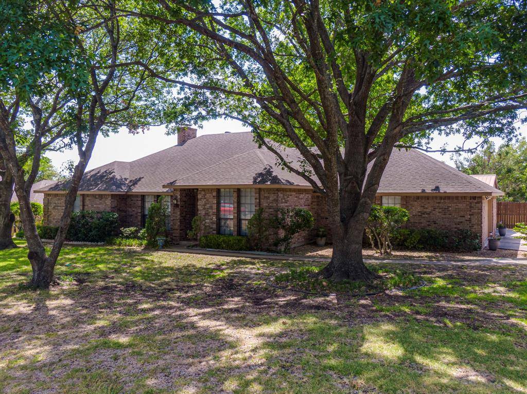 Oak Leaf, TX 75154,505 Roaring Creek Drive