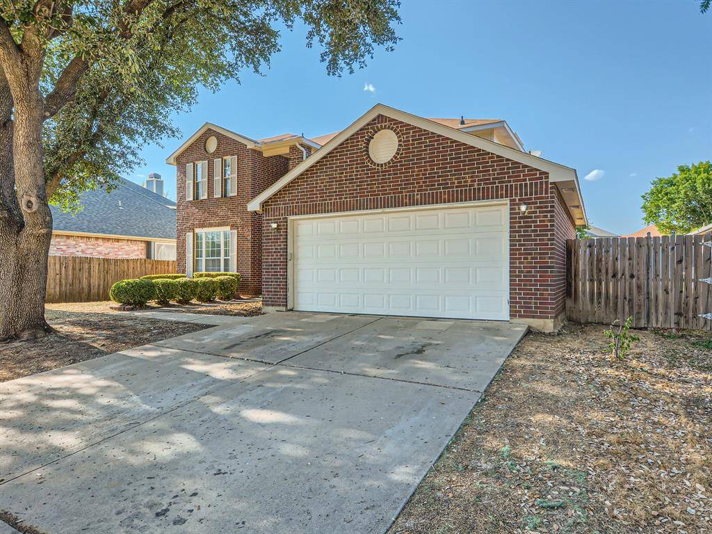 Arlington, TX 76017,811 Blossomwood Drive