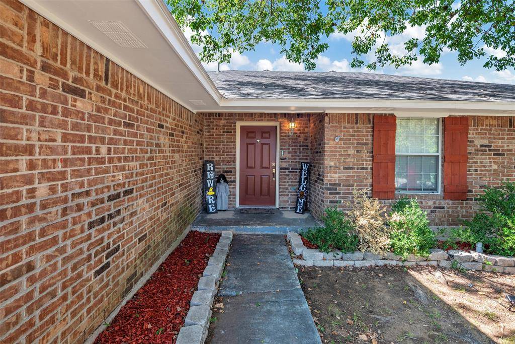 Seagoville, TX 75159,506 Flower Street