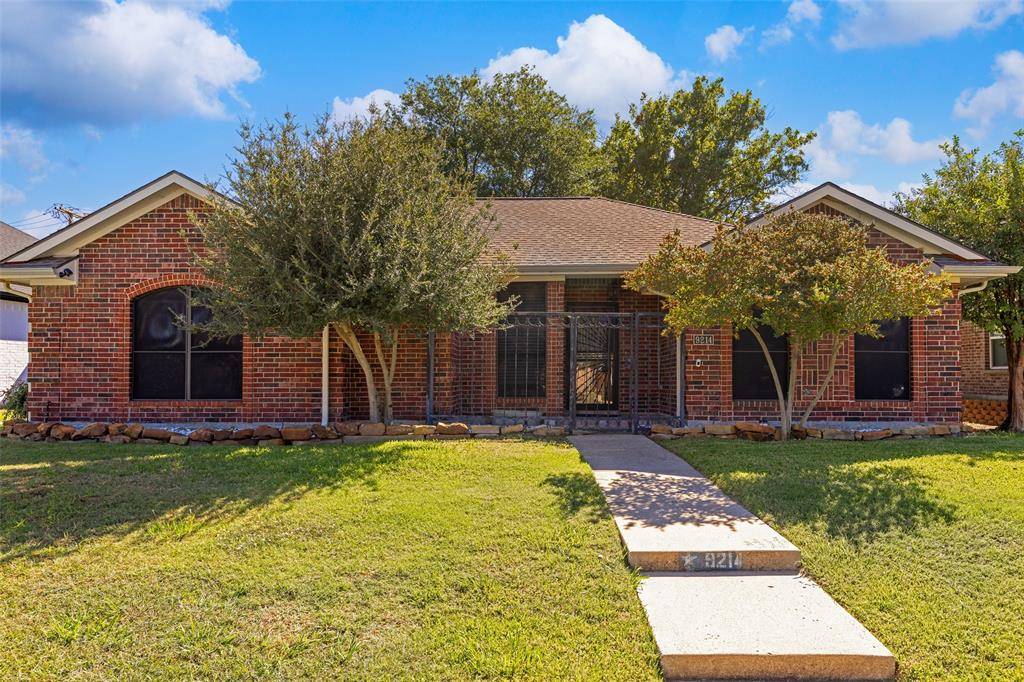 Rowlett, TX 75089,9214 Chimneywood Drive