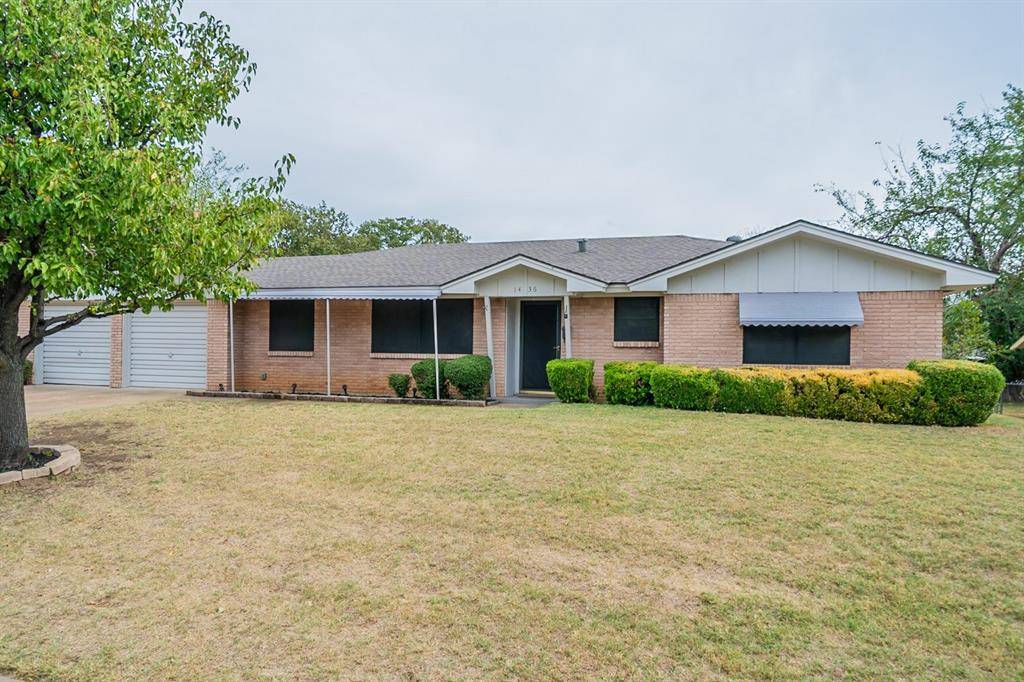 Hurst, TX 76053,1436 Brookside Drive