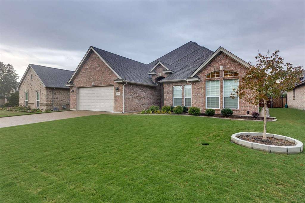 Benbrook, TX 76126,10925 Golfview Way