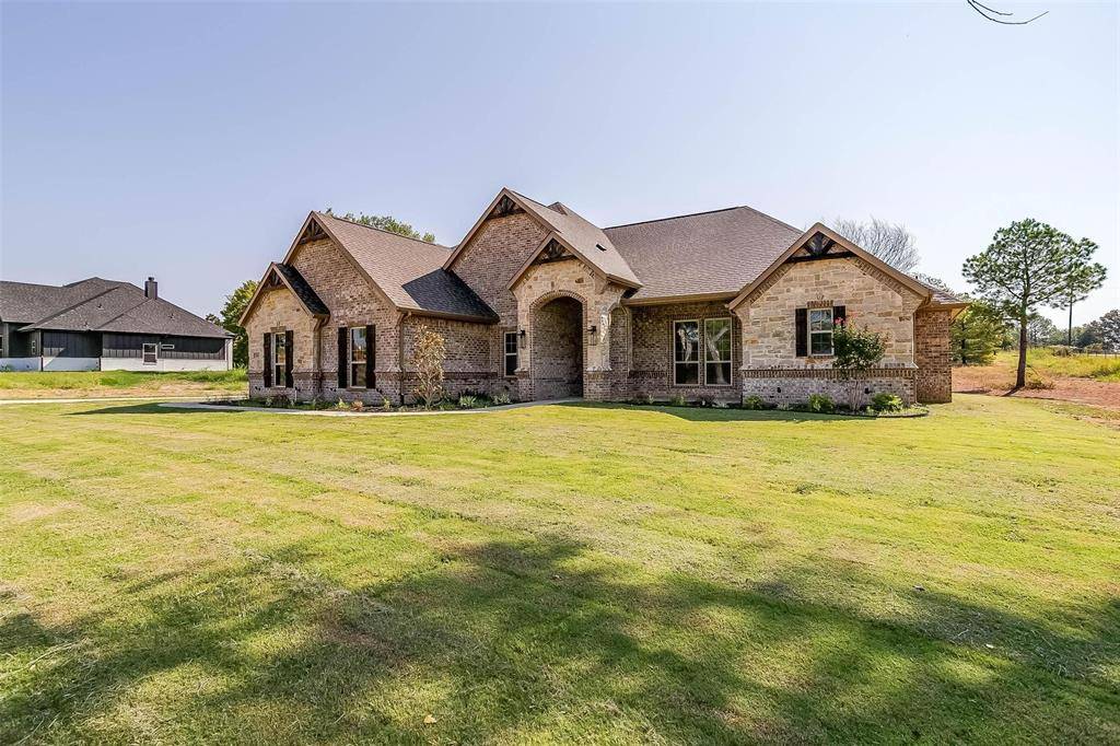 Azle, TX 76020,102 CR 4867