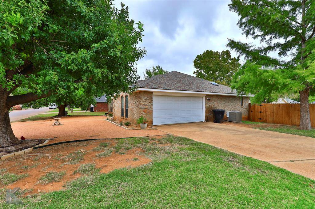 Abilene, TX 79601,1601 Pemelton Drive