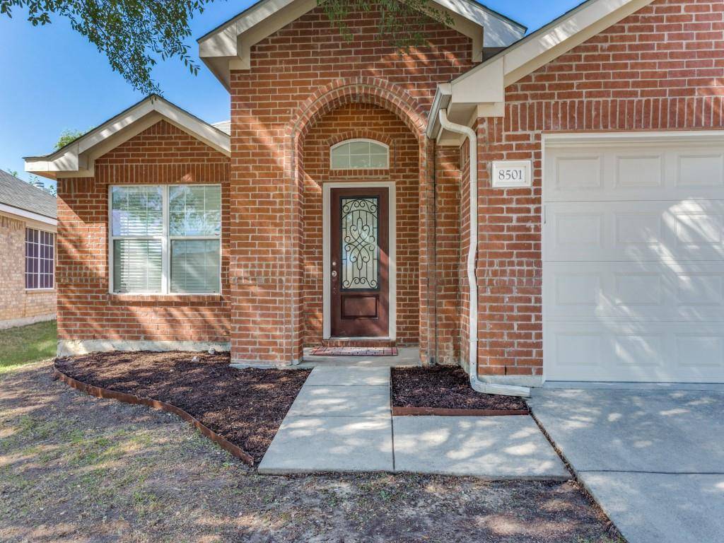 Fort Worth, TX 76131,8501 Ranch Hand Trail