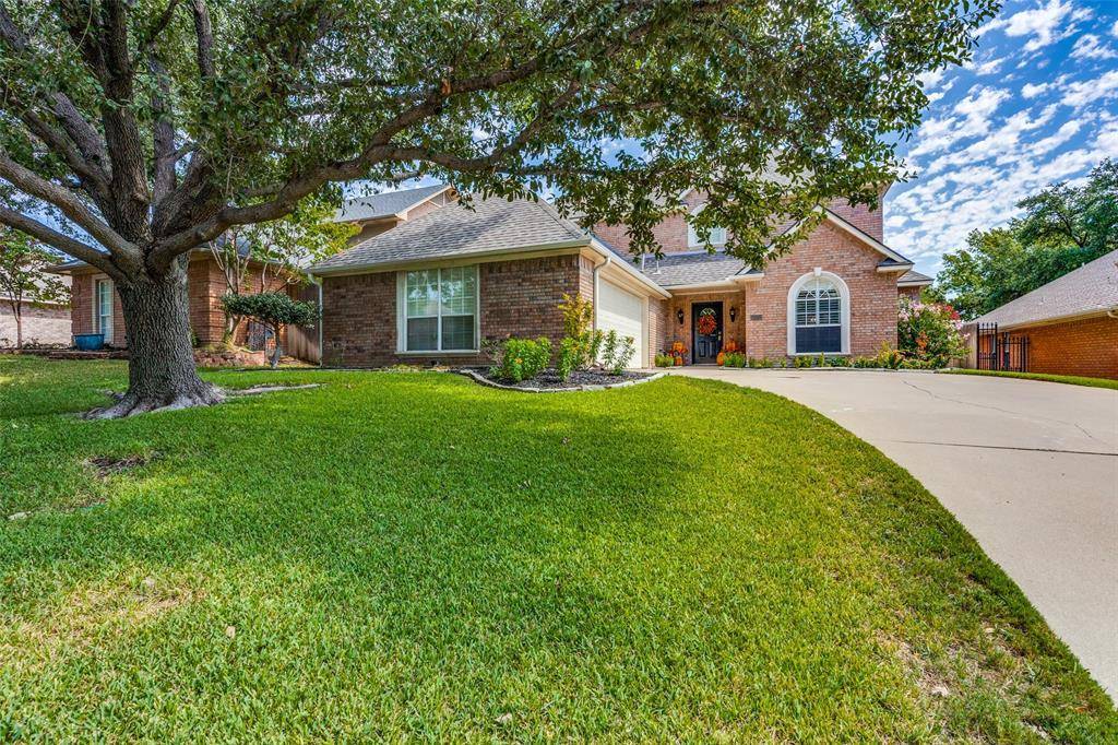 Fort Worth, TX 76116,6932 Allen Place Drive