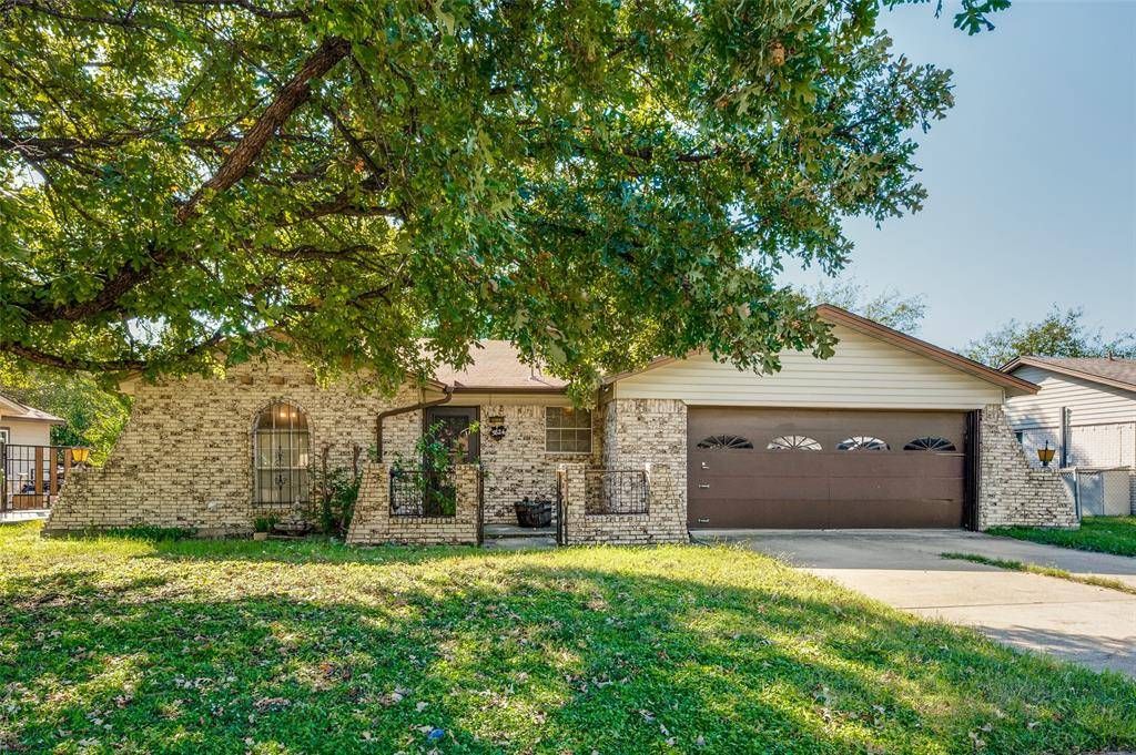 Watauga, TX 76148,5824 Saramac Drive