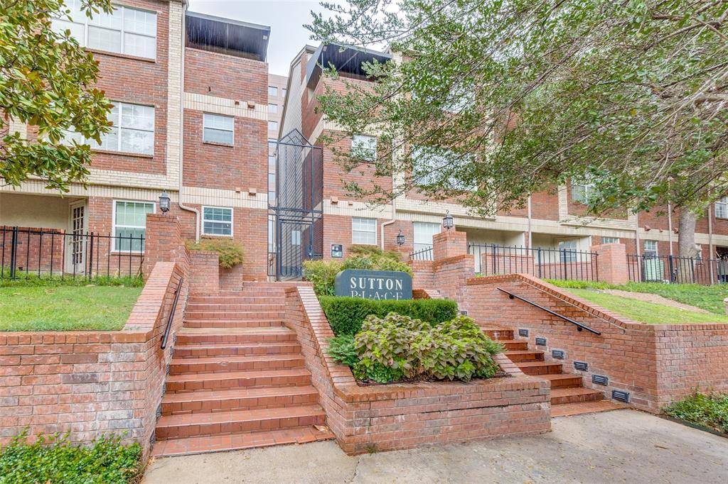 Dallas, TX 75204,3100 Cole Avenue #214