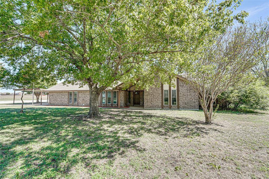 Oak Leaf, TX 75154,910 Rock Creek Drive