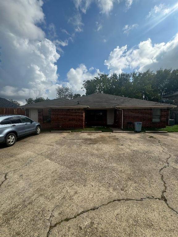 Crowley, TX 76036,209 S Beverly Street