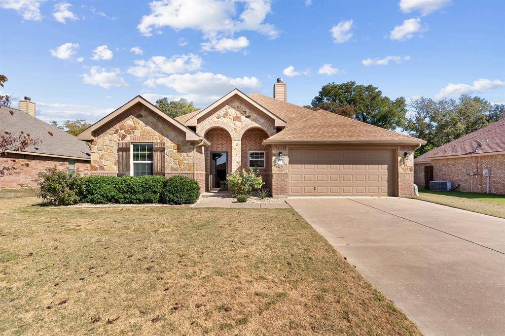 Stephenville, TX 76401,875 Mimosa Court