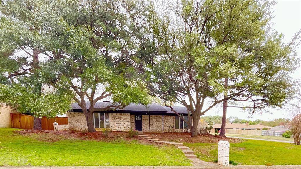 Denison, TX 75020,724 Briarwood Drive