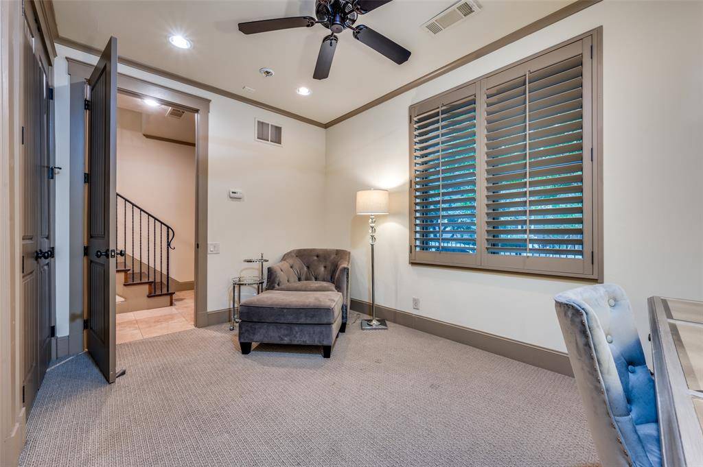 Dallas, TX 75219,4406 Bowser Avenue #21