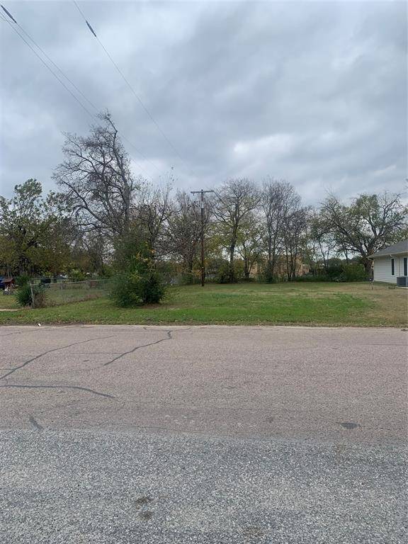 Bonham, TX 75418,1328 Franklin Avenue