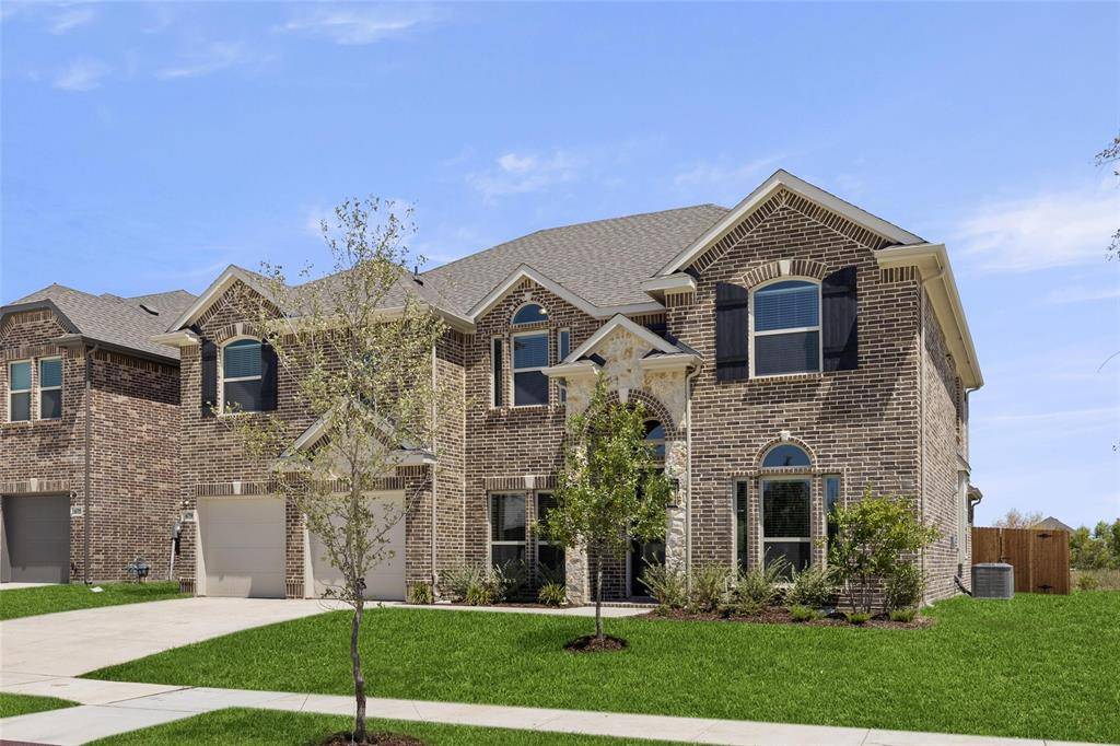 Waxahachie, TX 75165,679 S Majestic Oak Lane