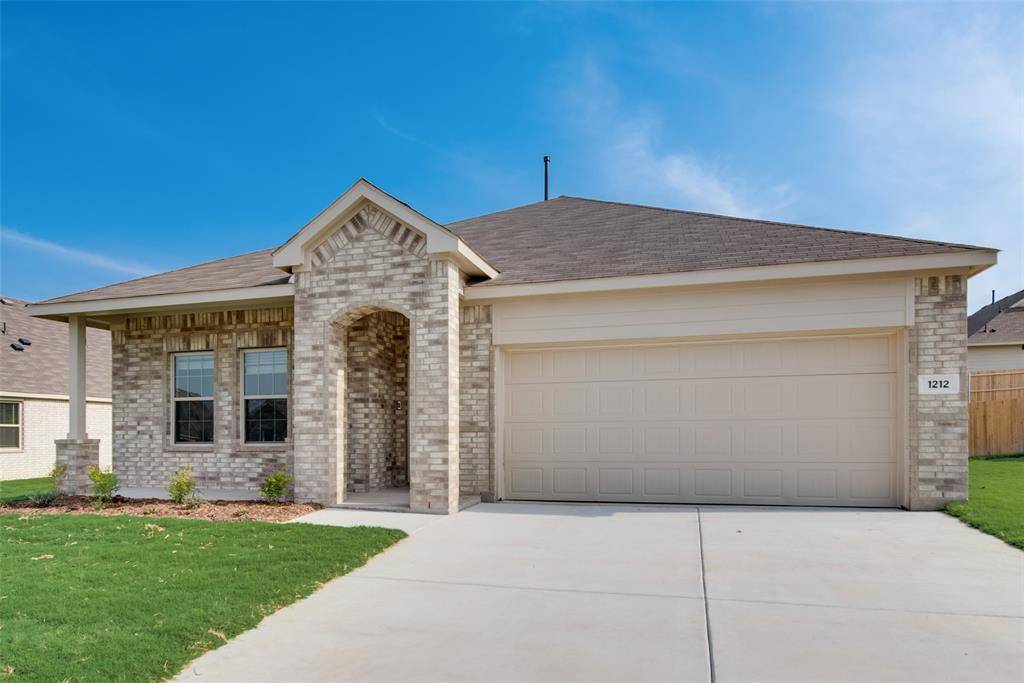 Azle, TX 76020,1212 Almond Drive