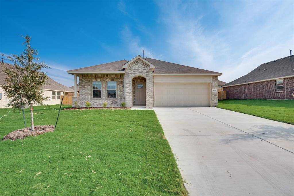 Azle, TX 76020,1212 Almond Drive