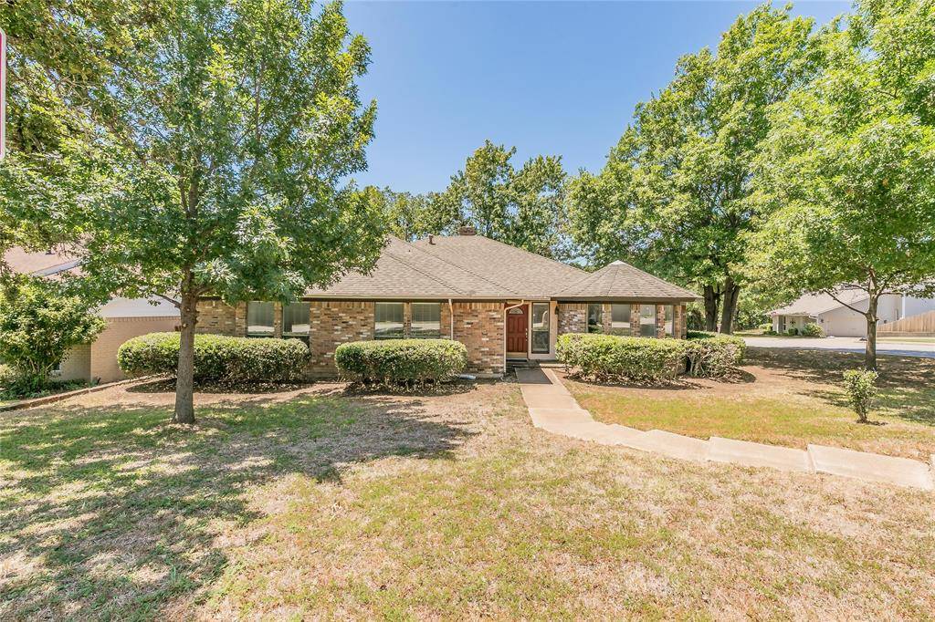 Grapevine, TX 76051,3035 Timberline Drive