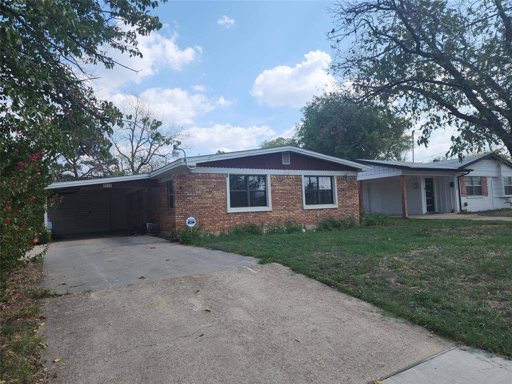 Fort Worth, TX 76116,3113 Olive Place