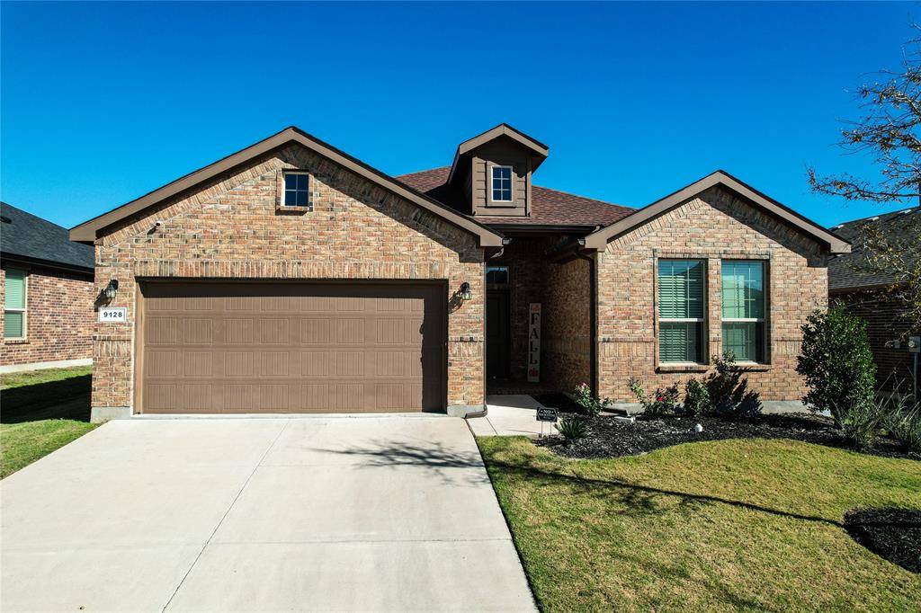 Fort Worth, TX 76179,9128 Pearfield Road