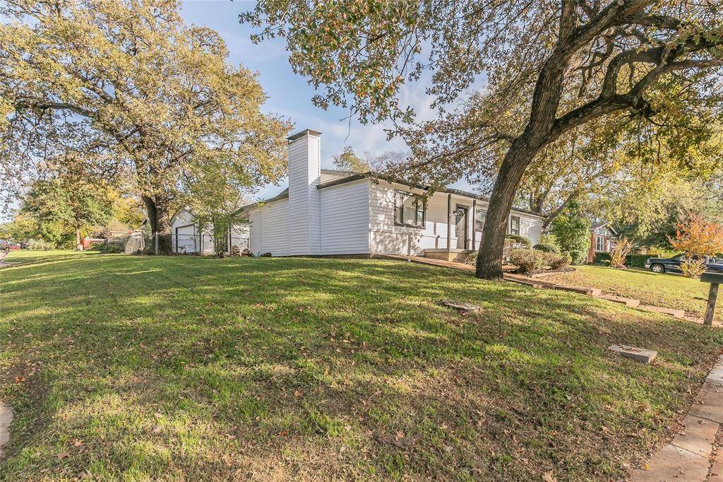 Hurst, TX 76053,628 Buena Vista Drive