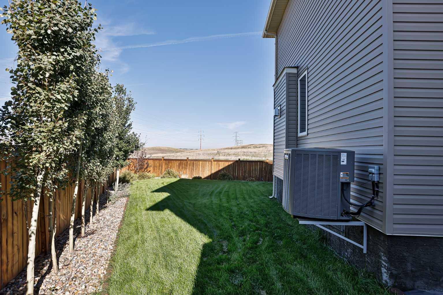 Lethbridge, AB T1H 7G4,260 Agnes Short PL N