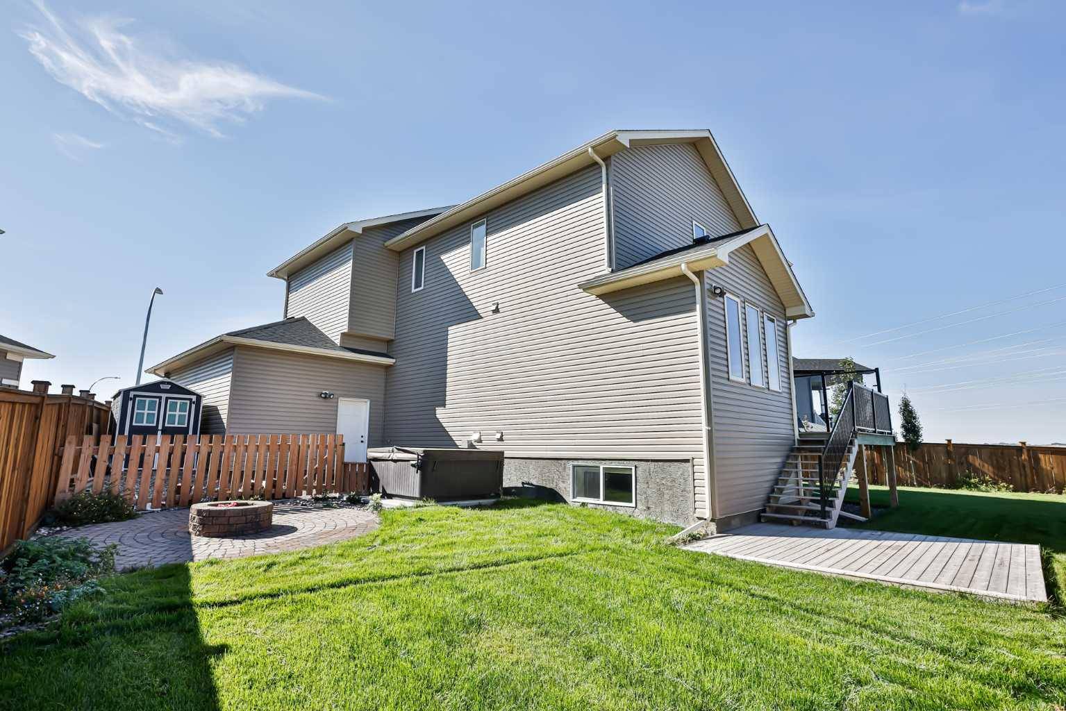 Lethbridge, AB T1H 7G4,260 Agnes Short PL N