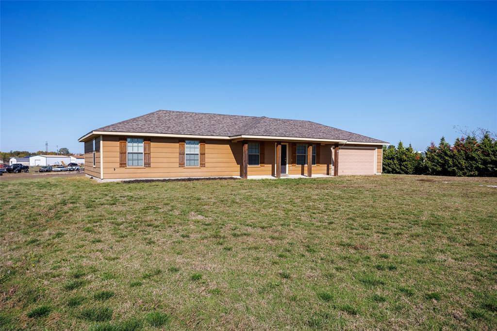 Alvarado, TX 76009,8905 Grazing Court