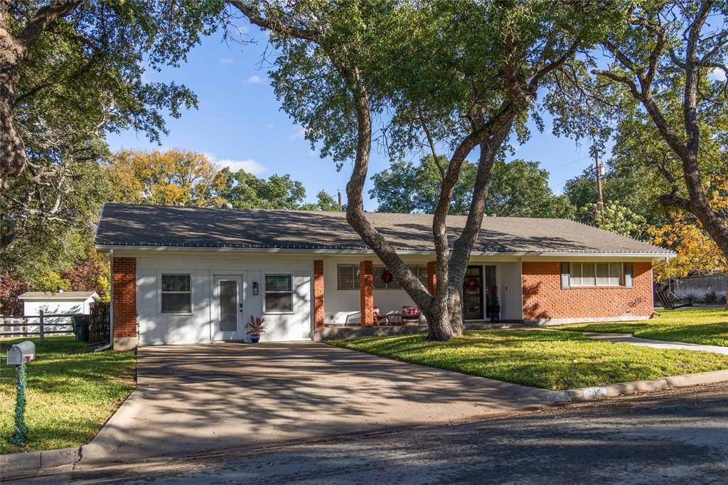 Brownwood, TX 76801,706 Oakpark Drive