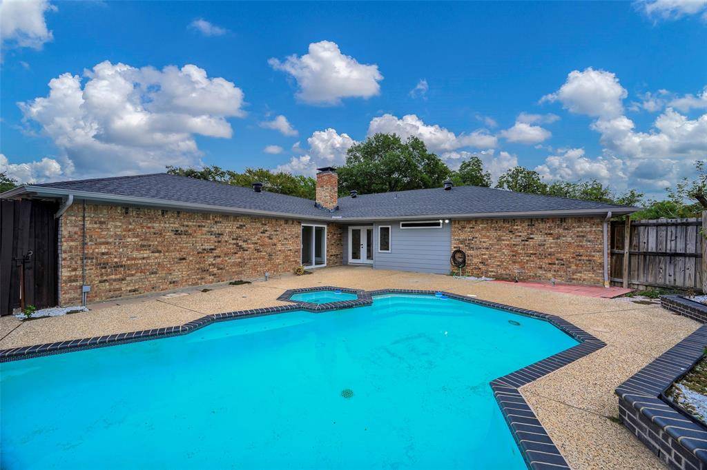 Plano, TX 75075,2613 Pin Oak Lane