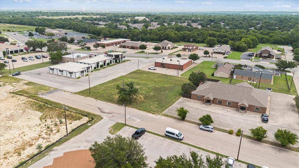 Cleburne, TX 76033,308 Lincoln Park Drive