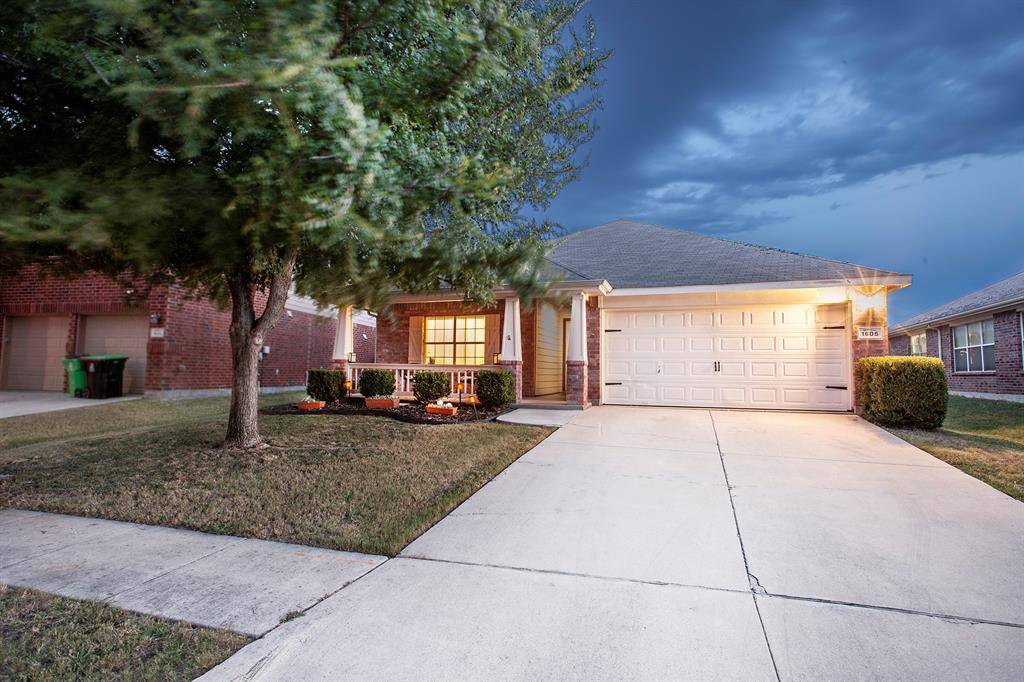 Aubrey, TX 76227,1605 Cardinal Way