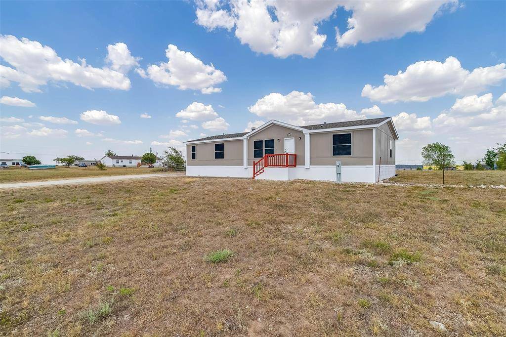 Joshua, TX 76058,9316 Kansas Street