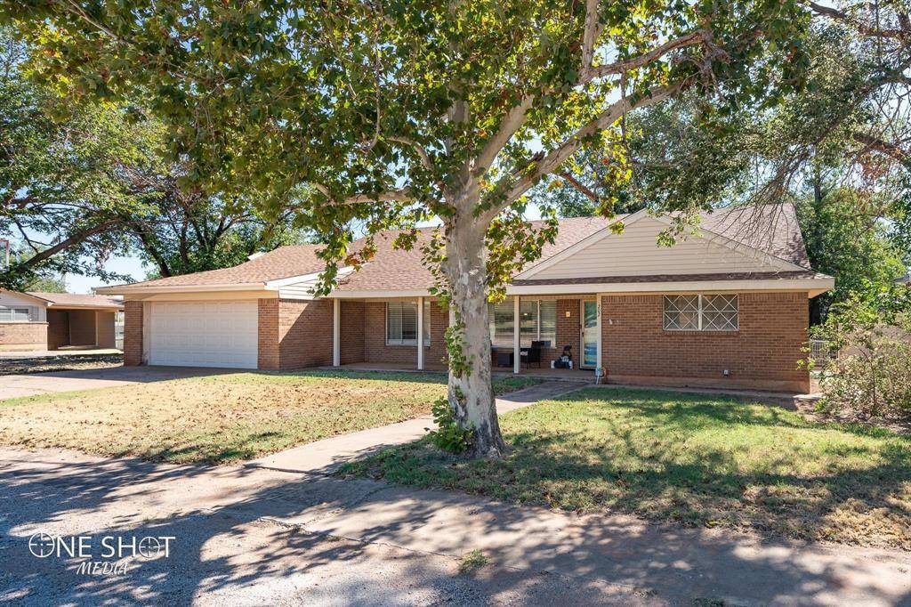 Roby, TX 79543,202 S Lawrence Street